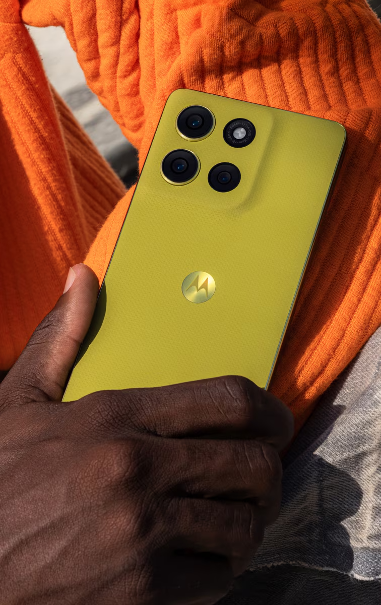 Moto G86 Power design in Green Apiary colour