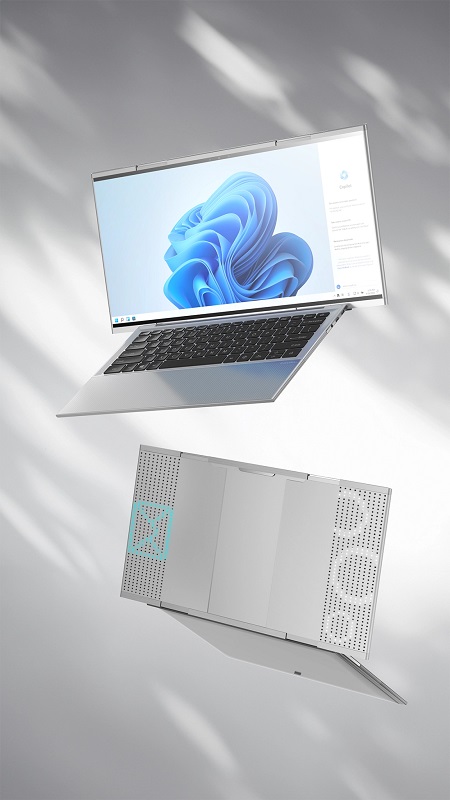 Compal notebook screen when extended