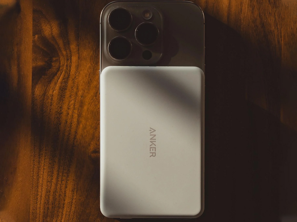 New Anker MagGo Qi2 Slim 5K power bank design