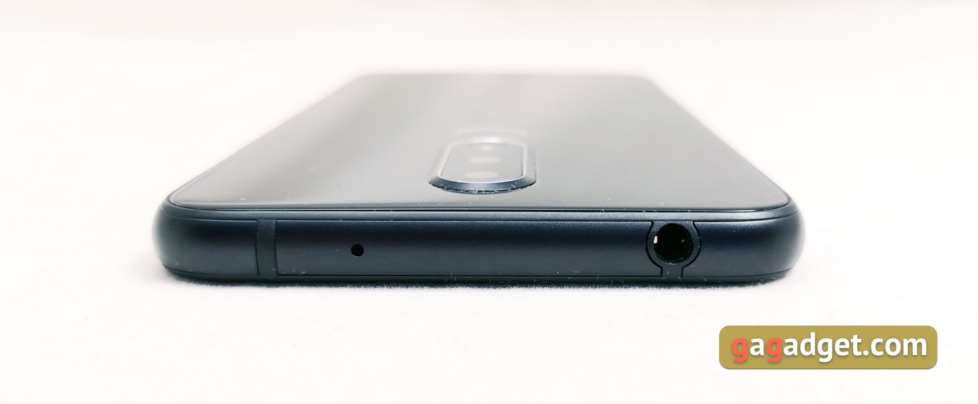 nokia-61-plus-09.jpg