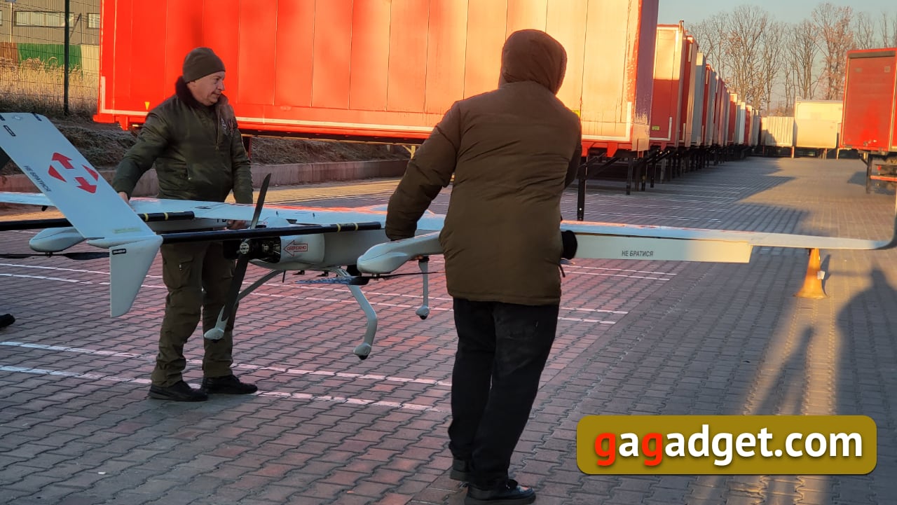 Новая почта отправила беспилотник с посылками из Киева во Львов и планирует первой в Украине запустить коммерческую услугу такой доставки (репортаж)-4