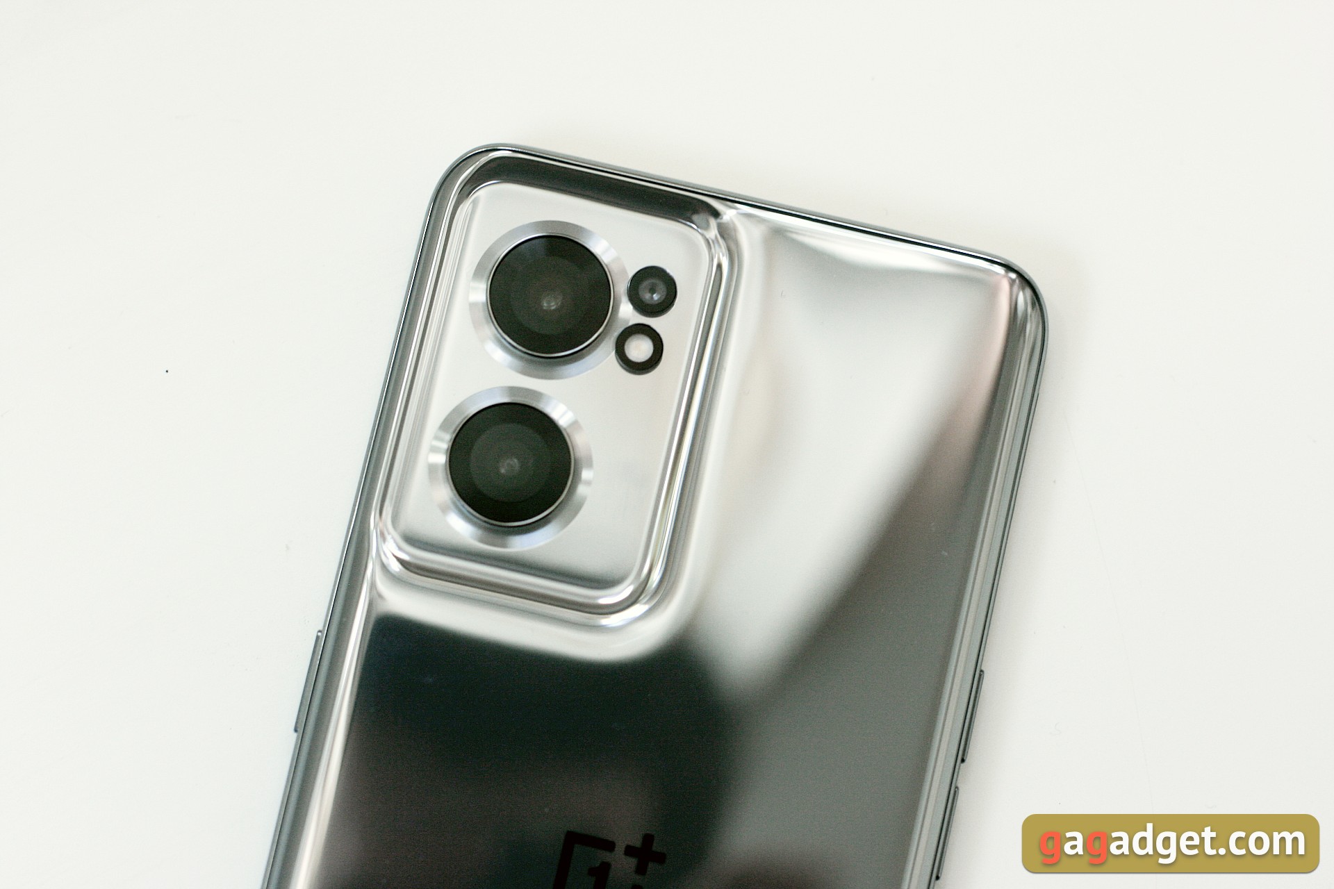 Oneplus Nord CE 2 5G: добре укомплектований смартфон за $305-143