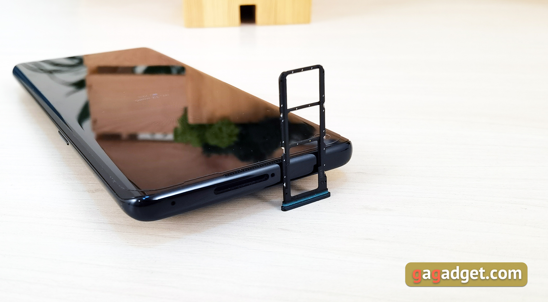 Обзор OPPO Reno4 Pro: расплата за быструю зарядку-13
