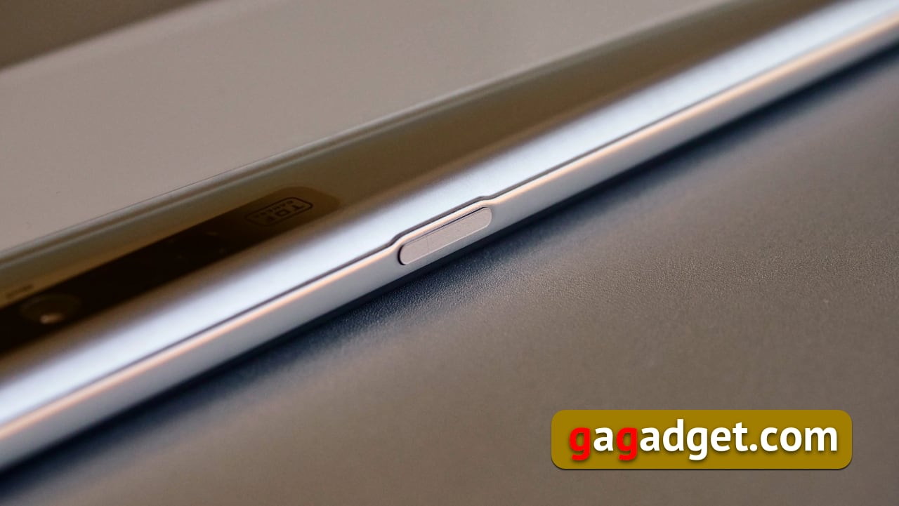 Comment OPPO a réinventé le facteur de forme des smartphones avec un écran flexible (exemples tirés du prototype OPPO X 2021)-10