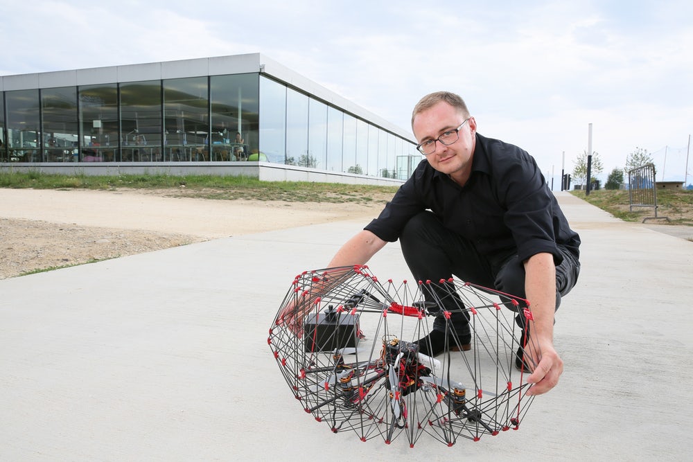 package-drone-folding-5.jpg