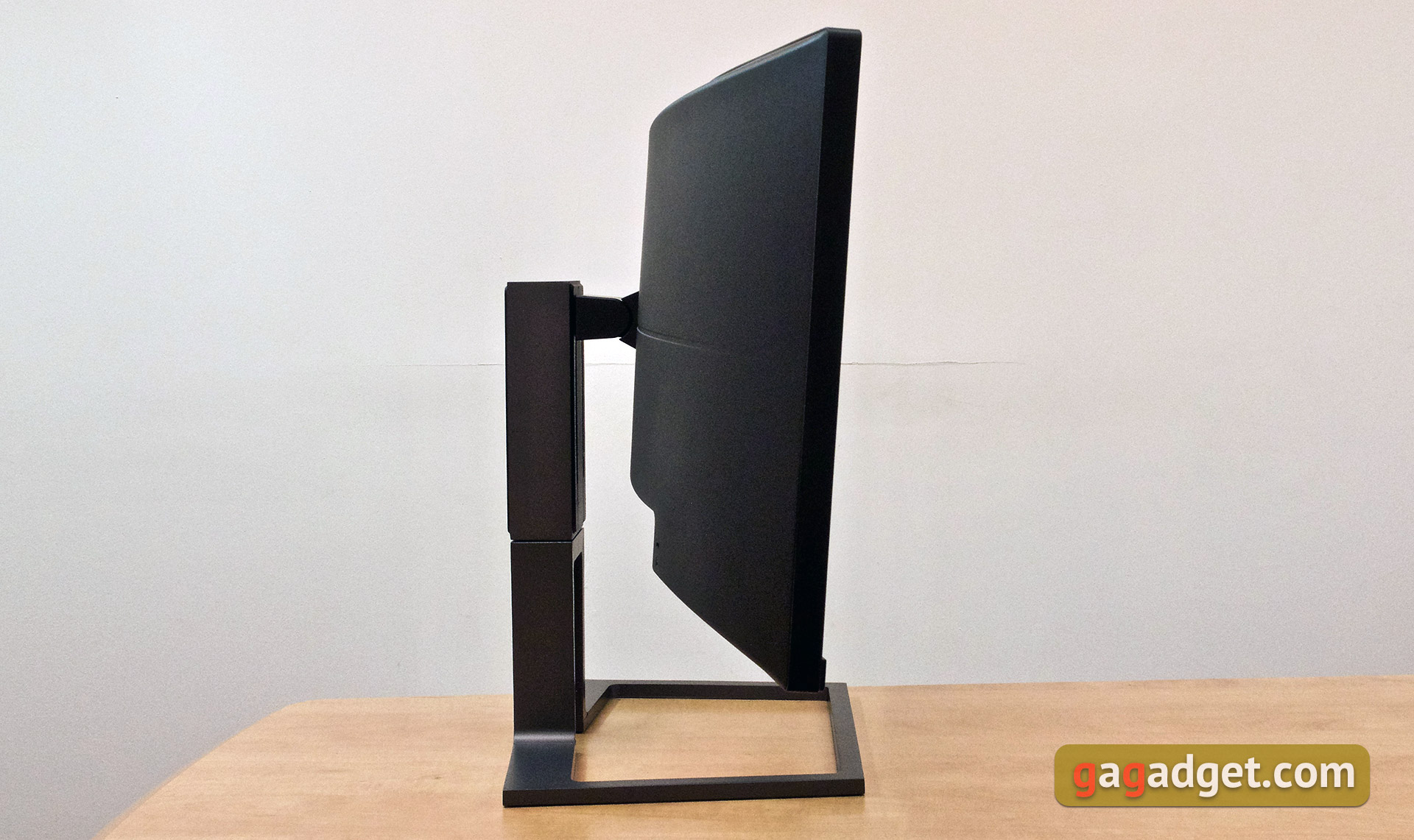Обзор Philips Brilliance 499P9H: 49-дюймовый монитор-авианосец-36