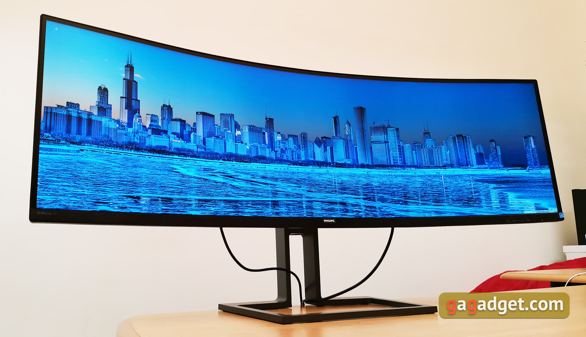 Обзор Philips Brilliance 499P9H: 49-дюймовый монитор-авианосец-76