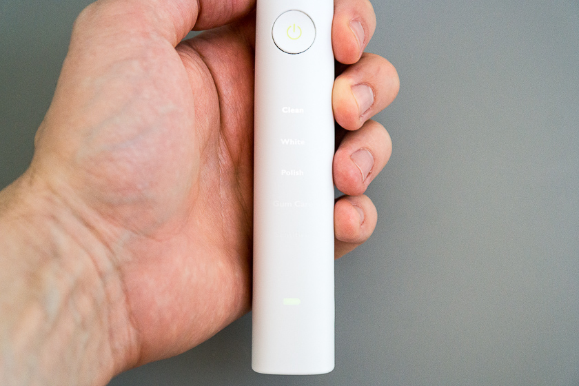 A new experience. Philips Sonicare DiamondClean toothbrush review-2