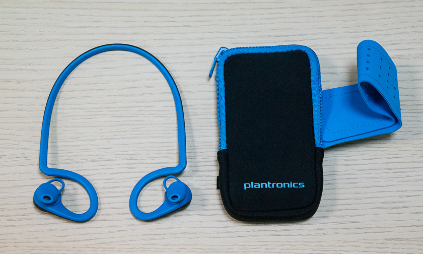 Хоть на голове стой. Обзор гарнитуры Plantronics BackBeat Fit для занятий спортом