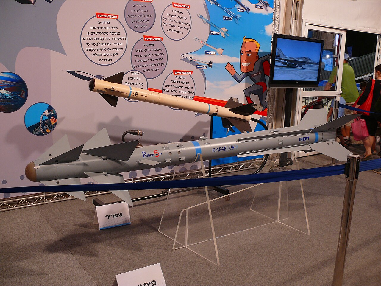 The Singapore Air Force has publicly confirmed that its modernised F-16 Fighting Falcon fighters are armed with fourth-generation Python 5 missiles with a range of 20km-2