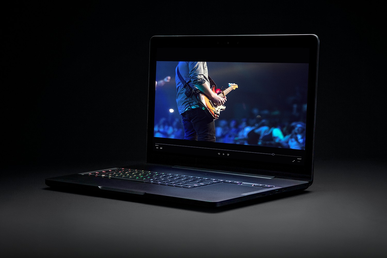 razer-blade-pro-2017-4.jpg