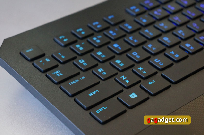Обзор мембранной игровой клавиатуры Razer Deathstalker Chroma-11