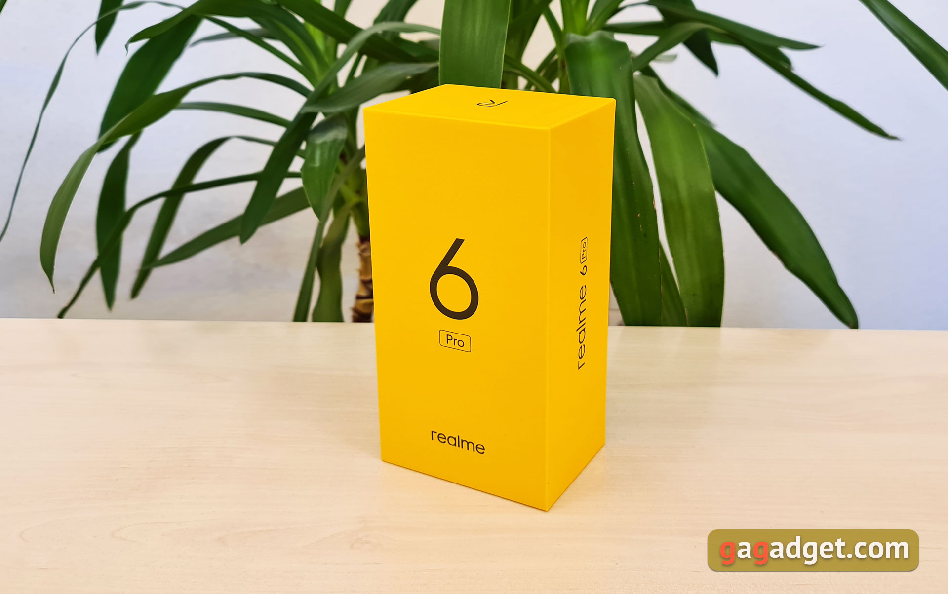 Обзор realme 6 Pro: шесть камер за 9000 гривен-2