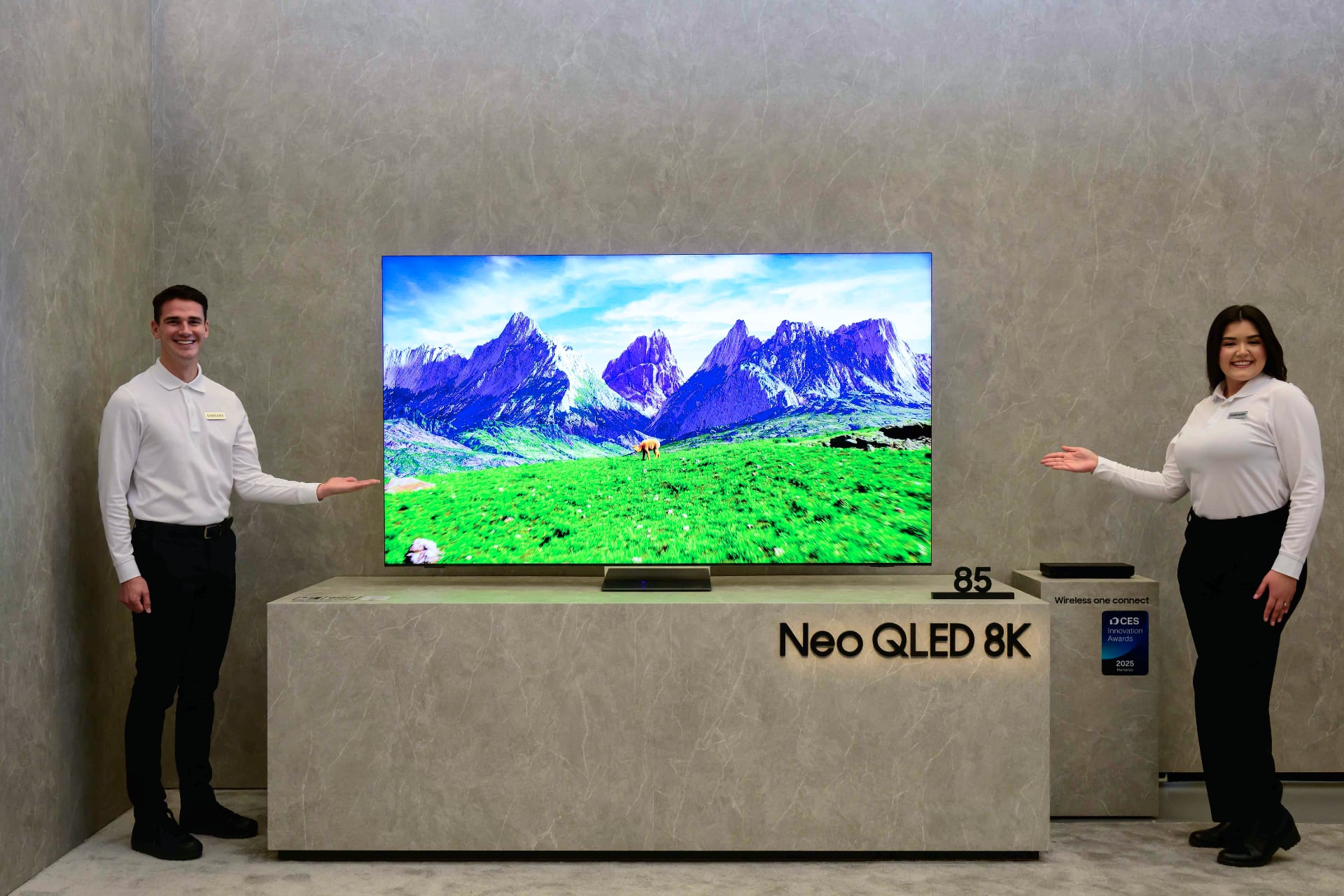 Samsung Neo QLED 8K 2025 TV with a diagonal of 85 inches.
