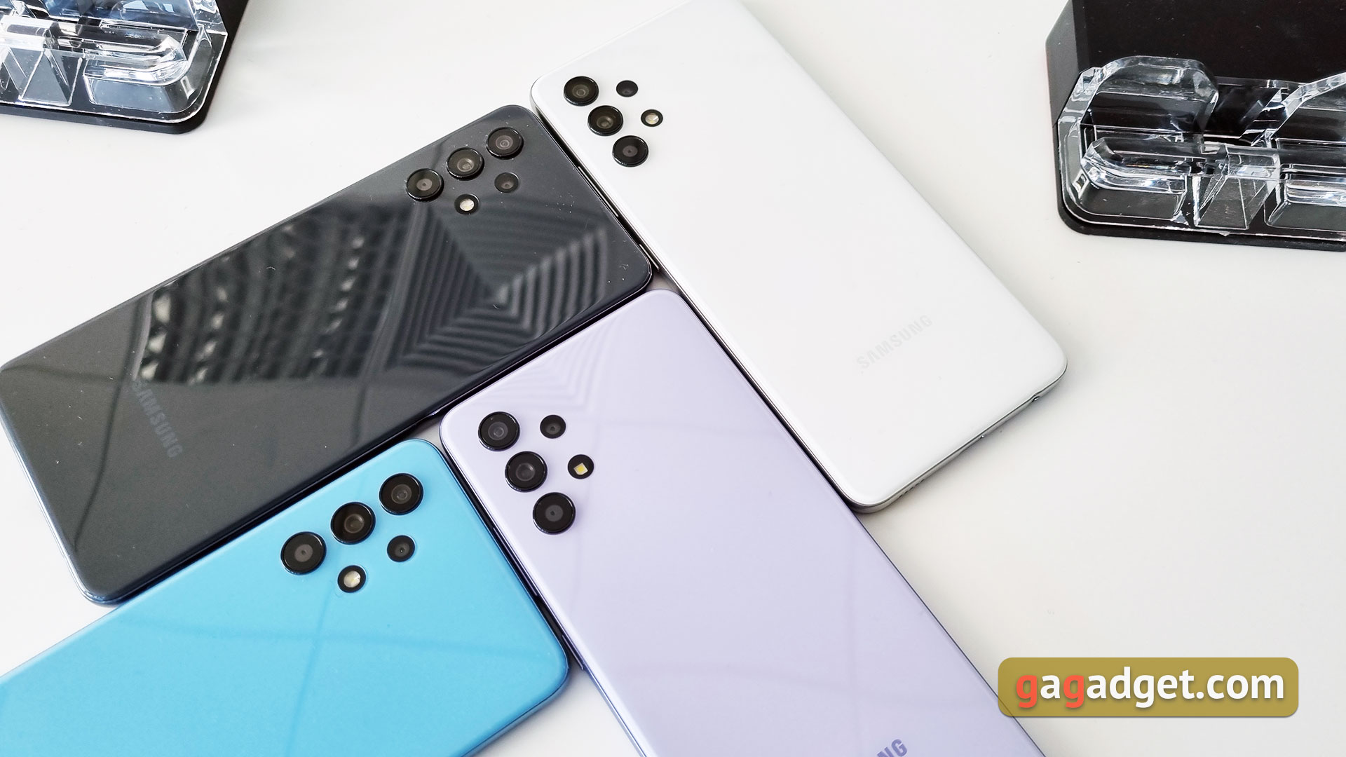 Смартфоны Samsung Galaxy A72, A52 и A32 своими глазами-10