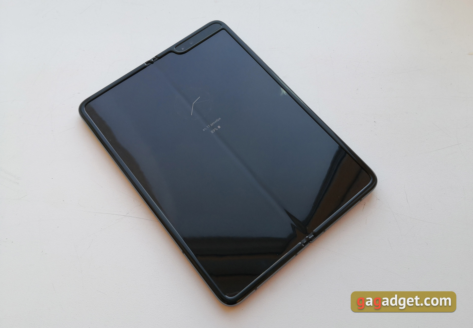 Обзор Samsung Galaxy Fold: взгляд в будущее-25