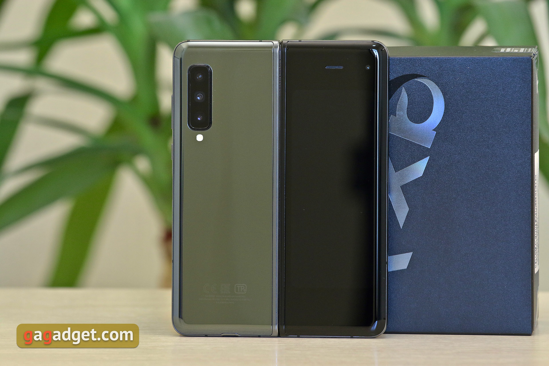 Обзор Samsung Galaxy Fold: взгляд в будущее-26