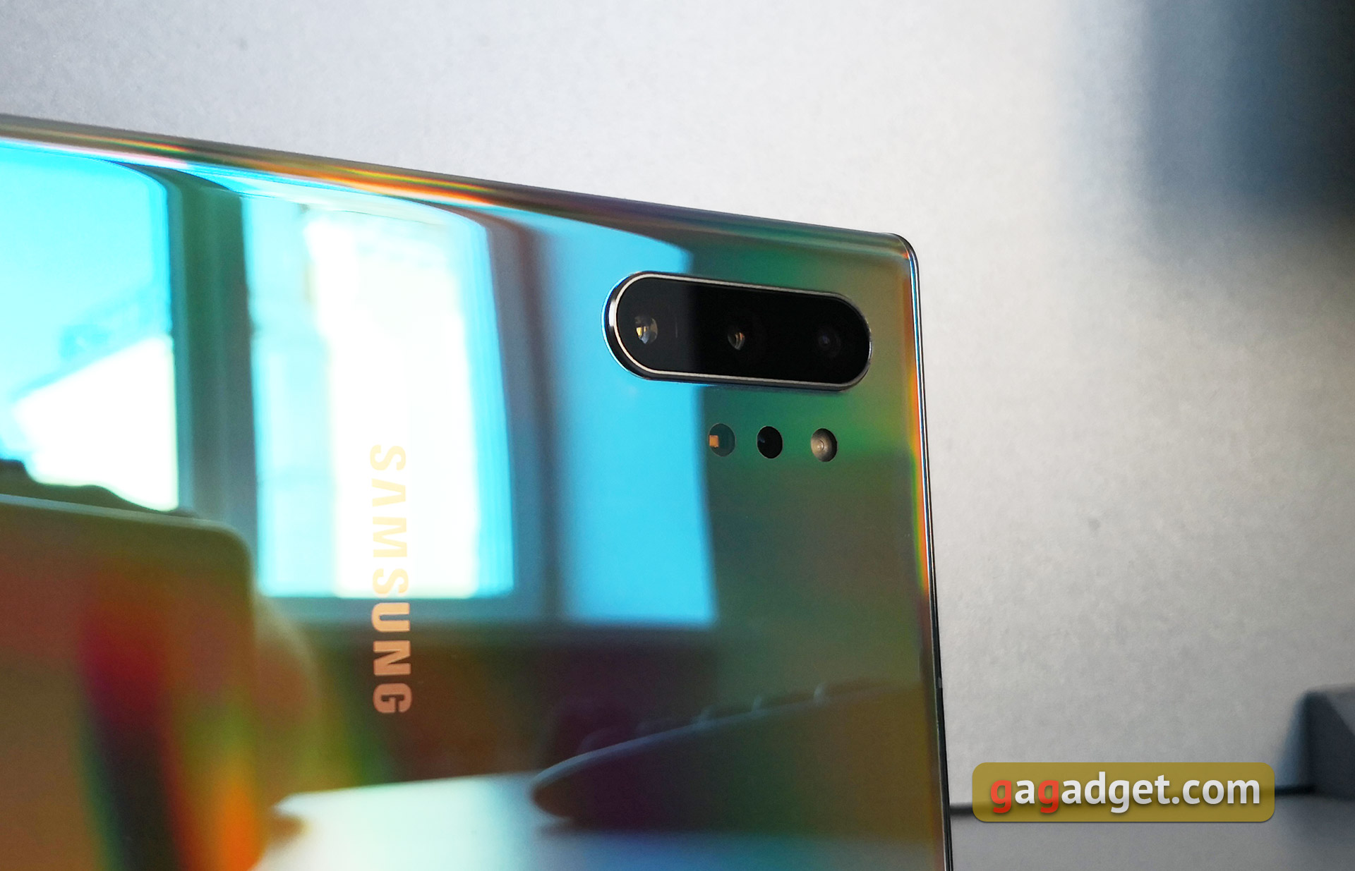 Огляд Samsung Galaxy Note10: той самий флагман, але дещо менший-399