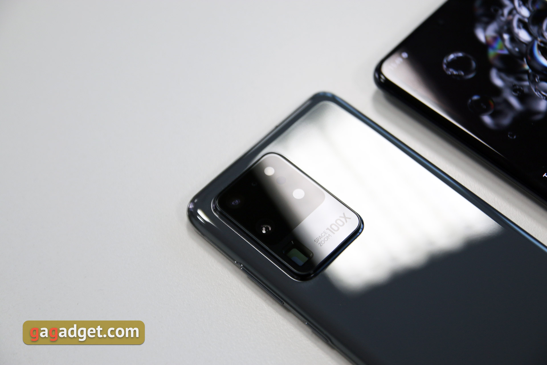Космический зум и быстрые экраны: Samsung Galaxy S20, Galaxy S20 Plus и Galaxy S20 Ultra своими глазами-19