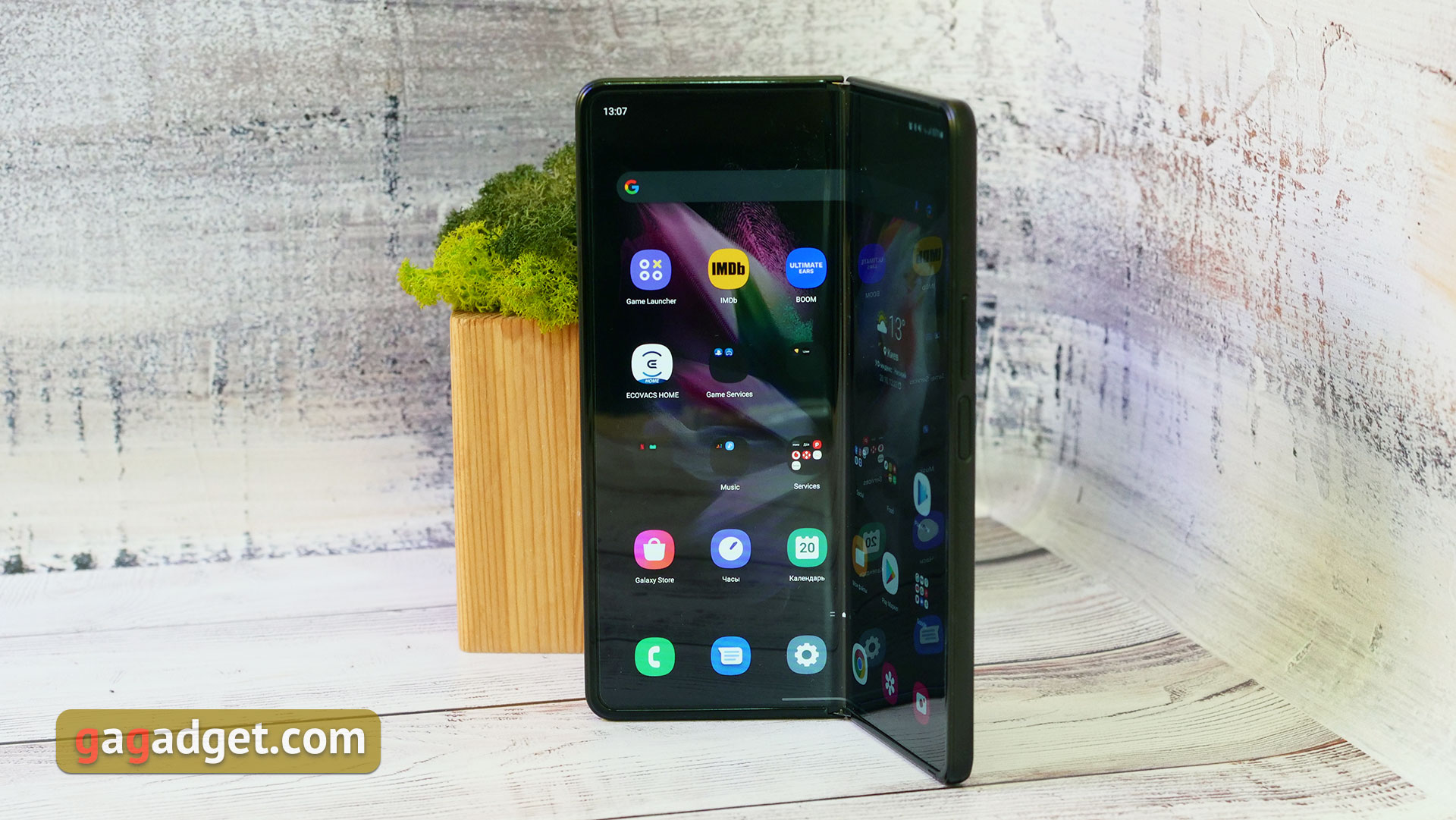Огляд Samsung Galaxy Z Fold3: смартфон для тих, у кого все є-3