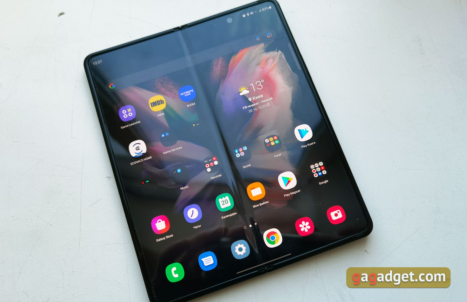 Огляд Samsung Galaxy Z Fold3: смартфон для тих, у кого все є-37