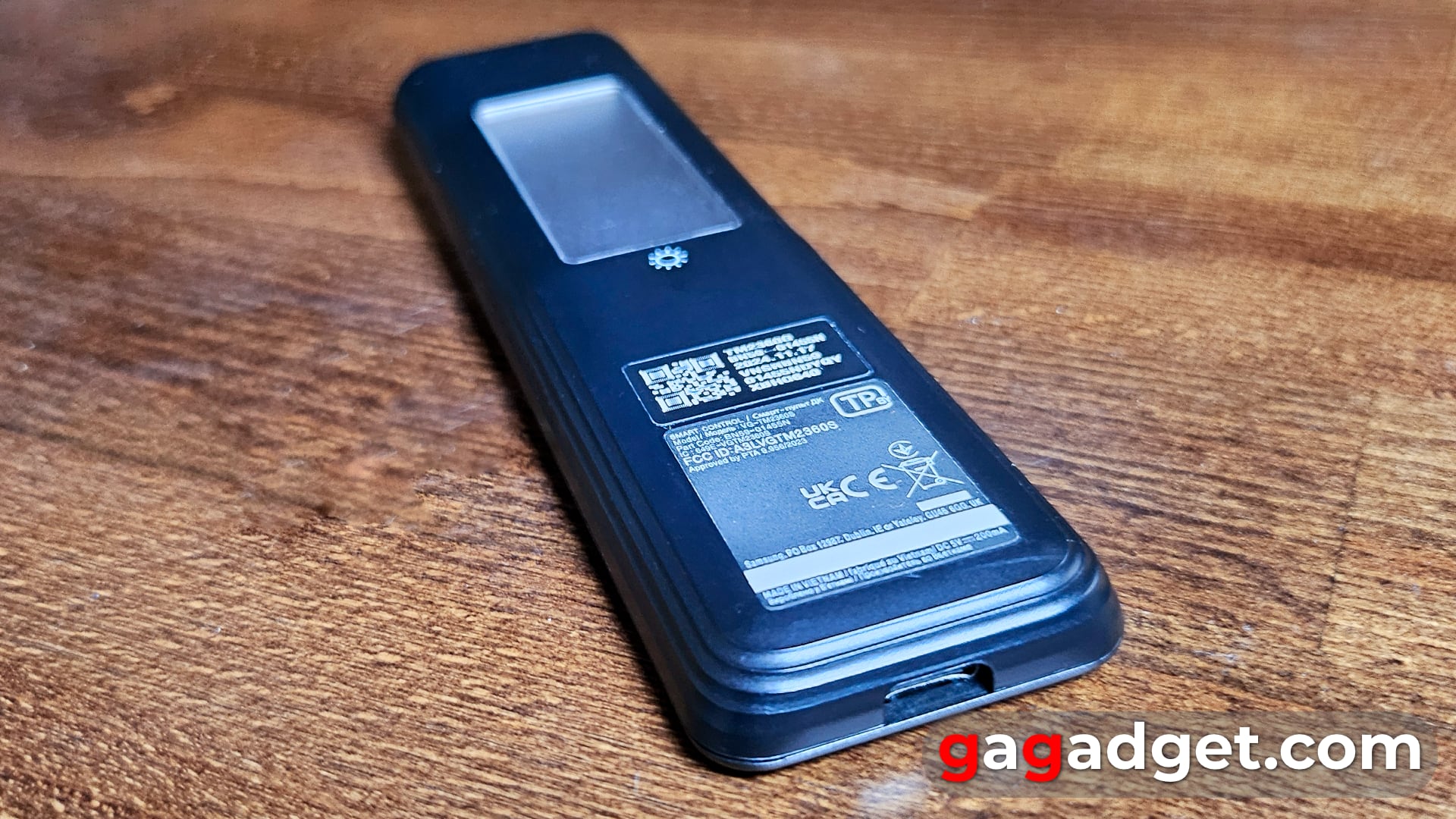 Большой соблазн: обзор 77-дюймового OLED-телевизора Samsung S90D-38