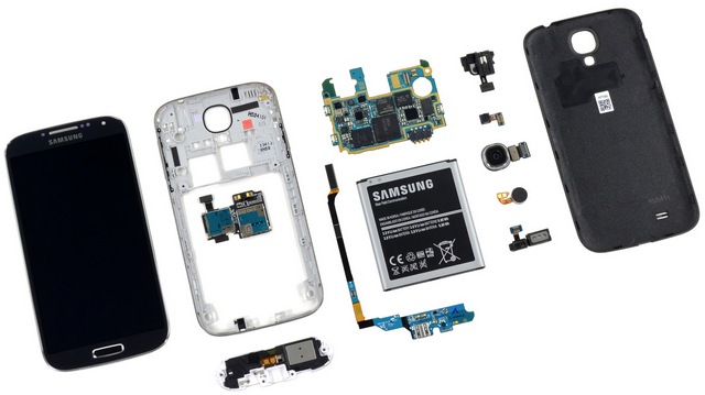 В iFixit разобрали Samsung Galaxy S4 (видео)