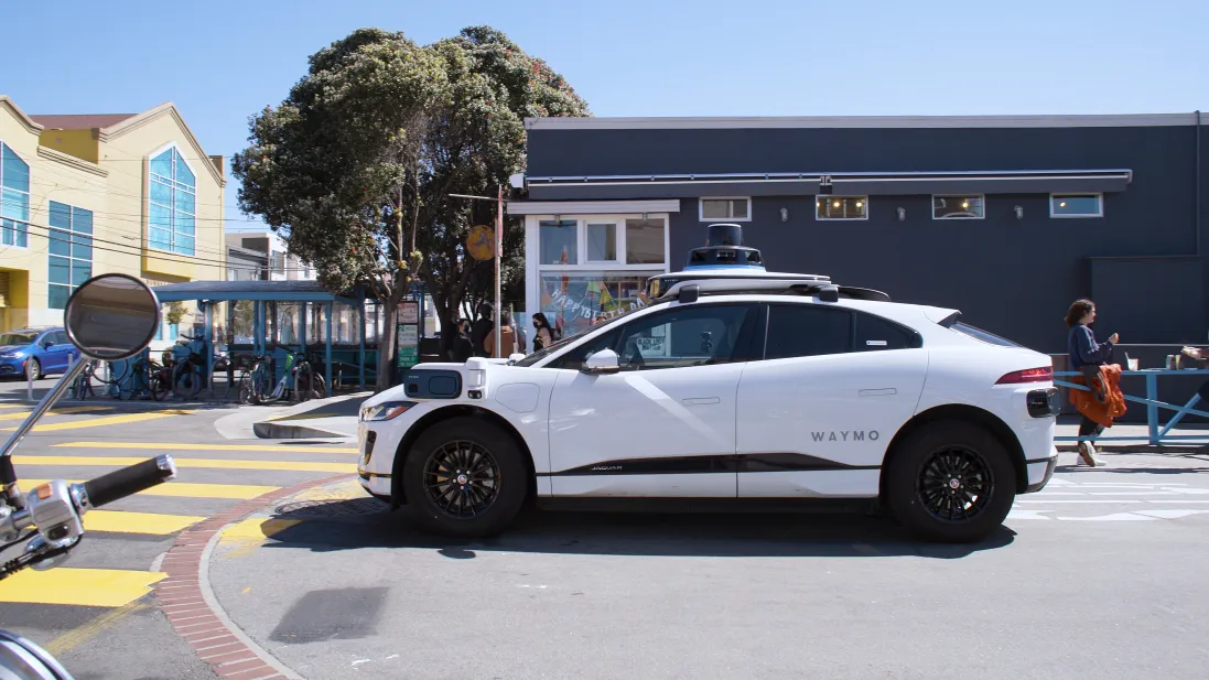 Робототаксі Waymo