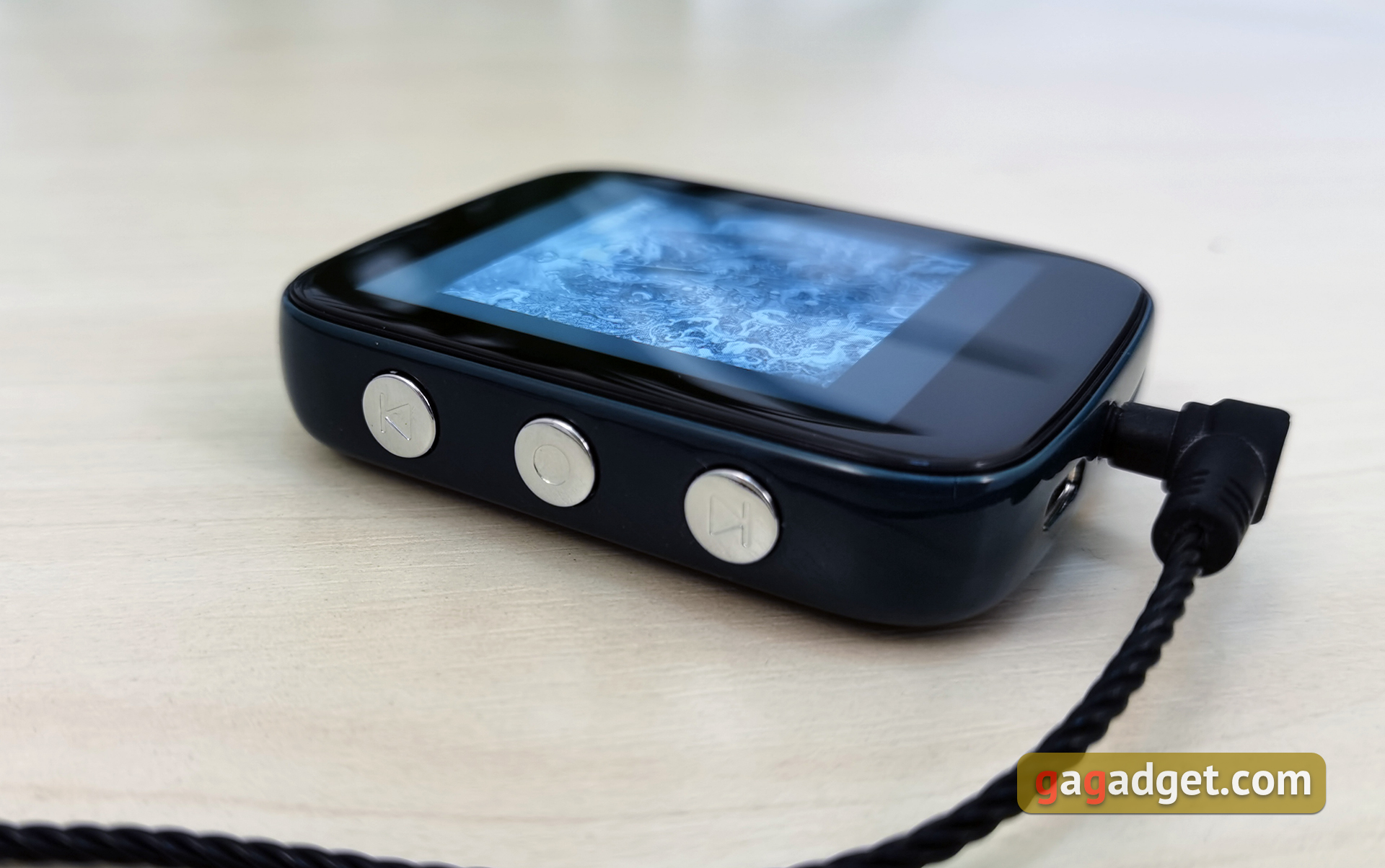 Обзор Shanling Q1: компактный Hi-Fi плеер в ретро-стиле-15