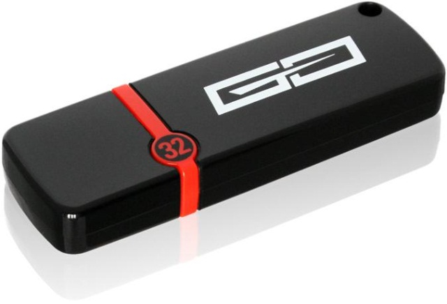 Флешки Sharkoon Flexi-Drive GO, Flexi-Drive Sprint Plus и Flexi-Drive Ultimate с интерфейсом USB 3.0 Флешки Sharkoon Flexi-Drive GO, Flexi-Drive Sprint Plus и Flexi-Drive Ultimate с интерфейсом USB 3.0
