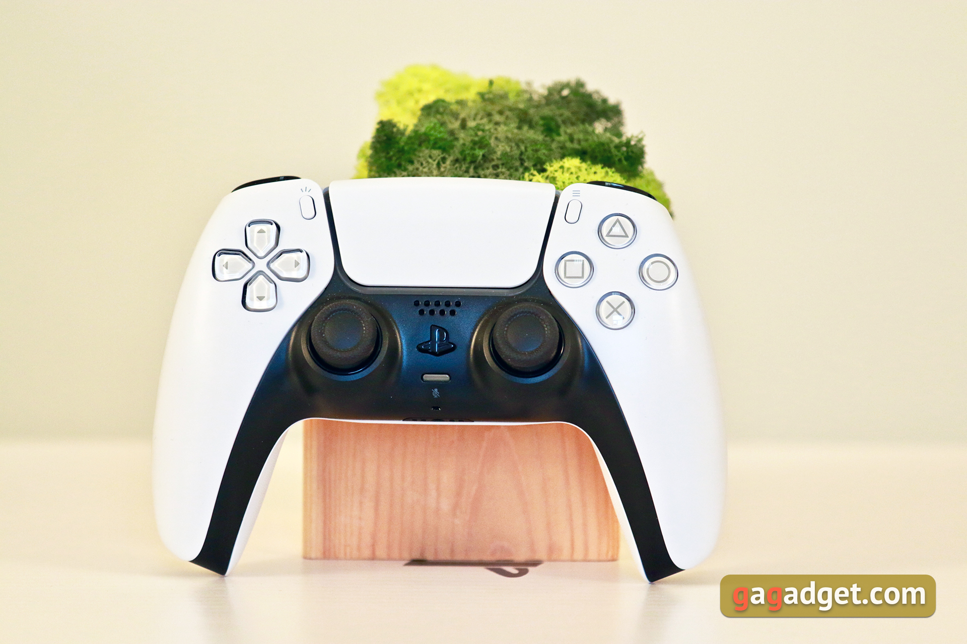 PlayStation 5 Review: Buy Me If You Can-42
