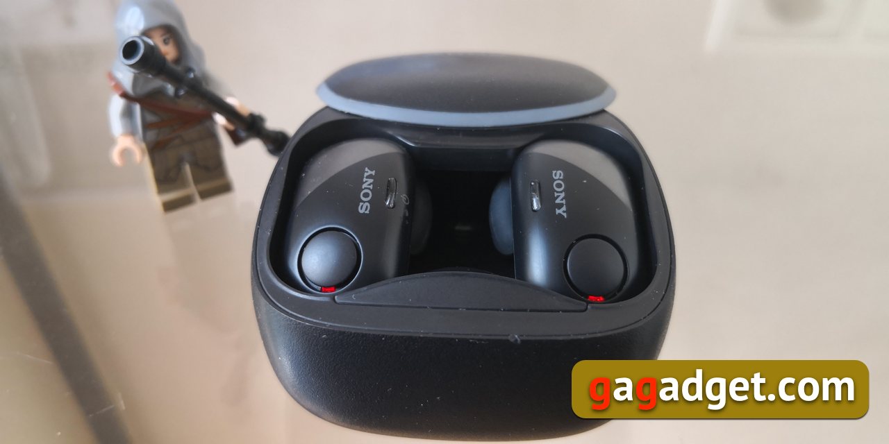 sony-wf-sp700n_05.jpg