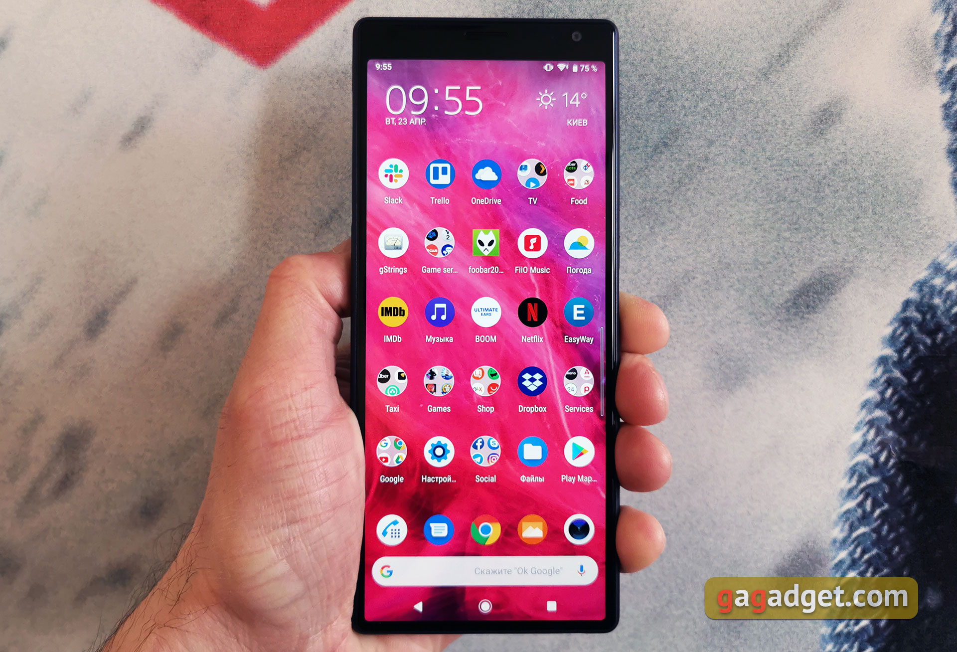 Огляд Sony Xperia 10 Plus: смартфон для улюблених серіалів та соціальних мереж-5