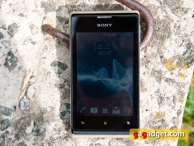 Обзор Sony Xperia E Dual