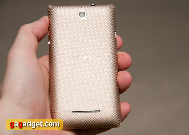 Обзор Sony Xperia E Dual-6