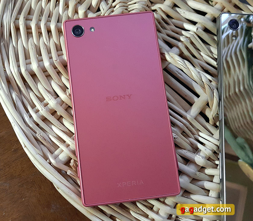 Парный обзор Sony Xperia Z5 Premium и Sony Xperia Z5 Compact-11