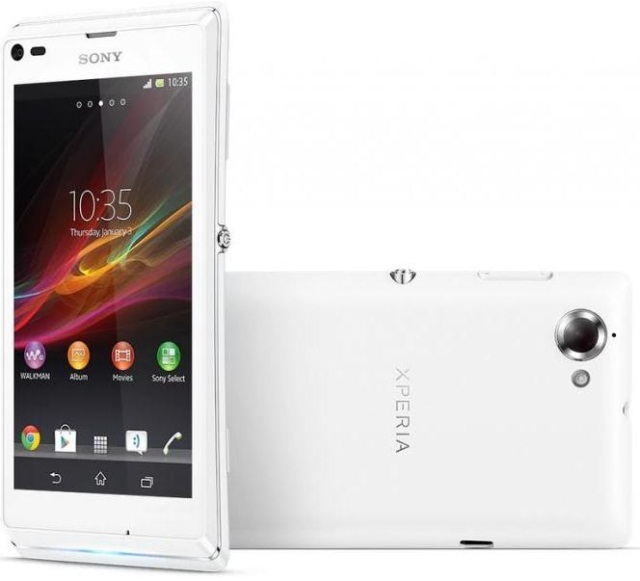 В Москве Sony представили смартфоны Xperia SP и Xperia L-6