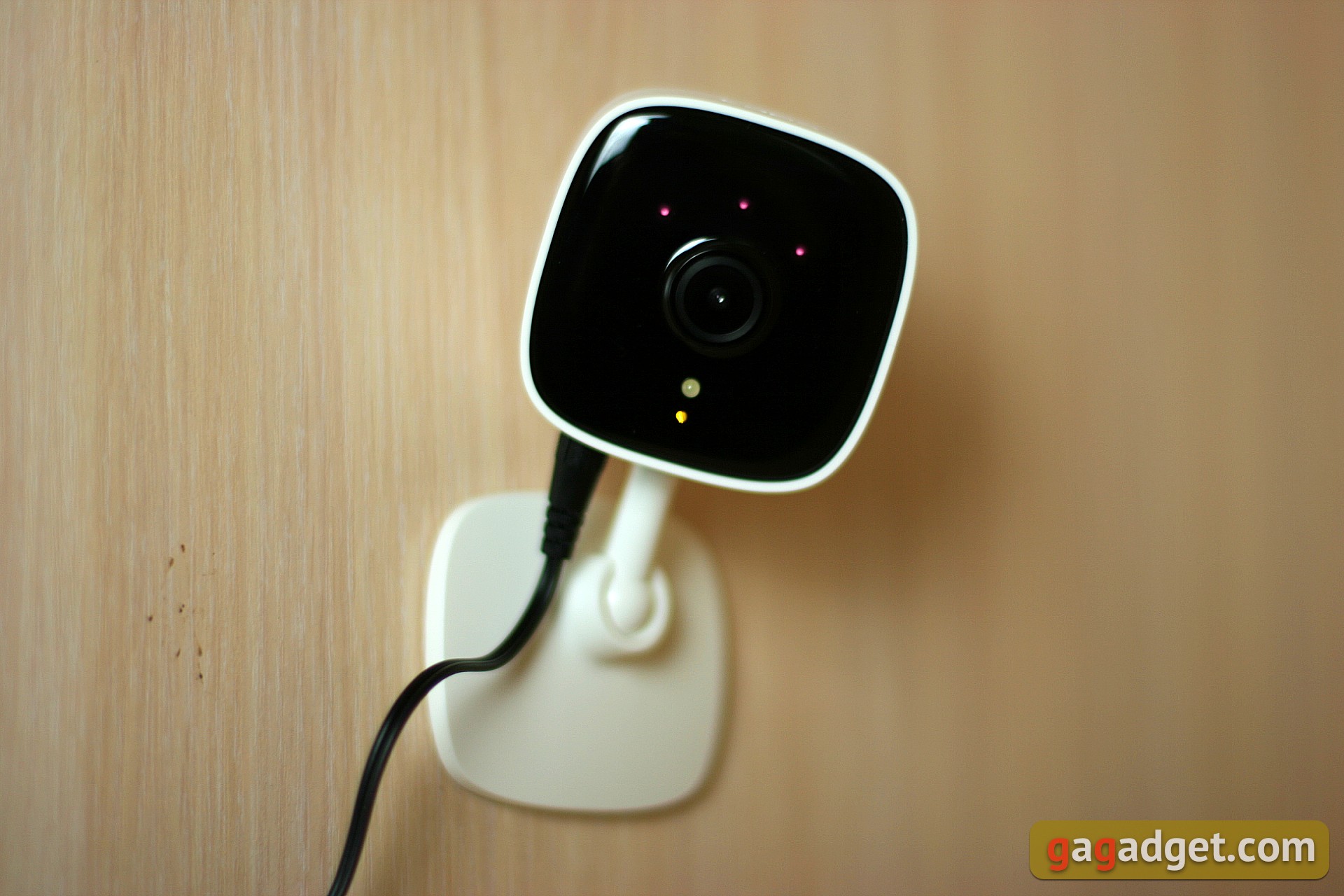 Огляд TP-Link Tapo C100: Wi-Fi-камера для відеоспостереження за будинком