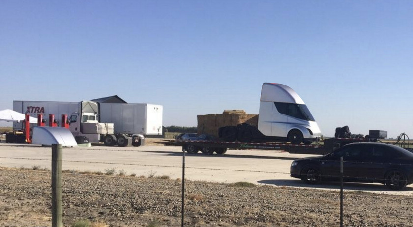 tesla-semi-spy-photoshop.jpg