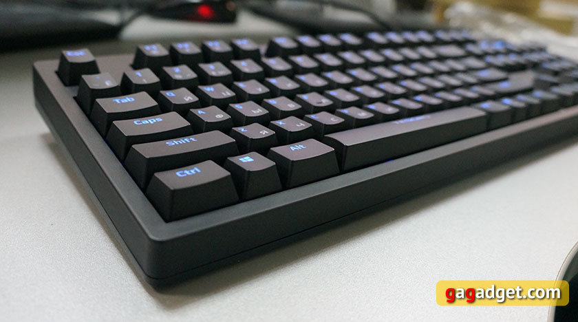 Обзор механической клавиатуры начального уровня Tesoro Excalibur Red Switch-5