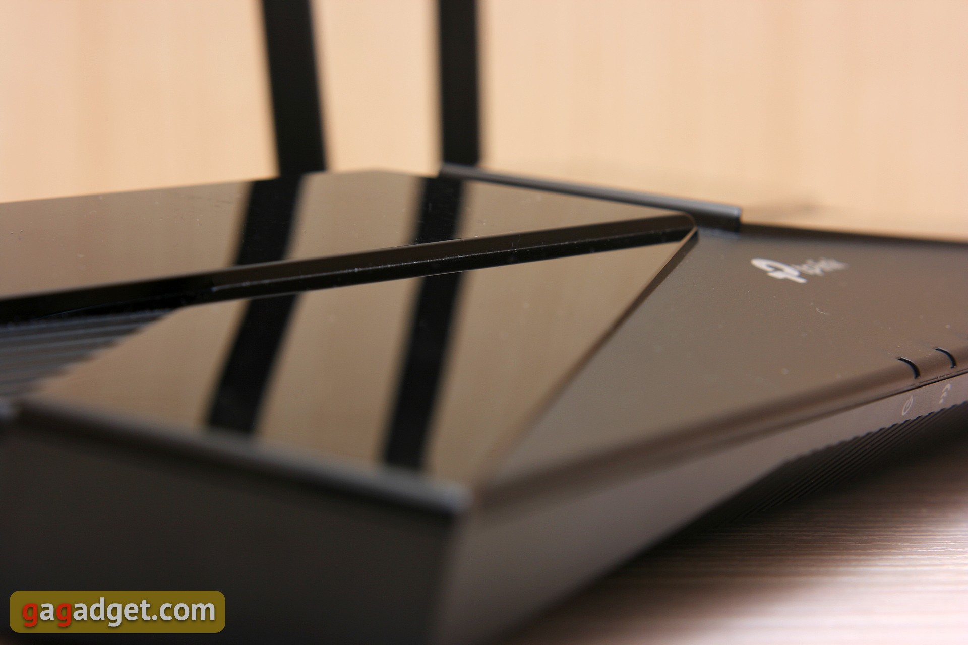 Обзор TP-Link Archer AX10: роутер с поддержкой Wi-Fi 6 дешевле 2000 гривен-3