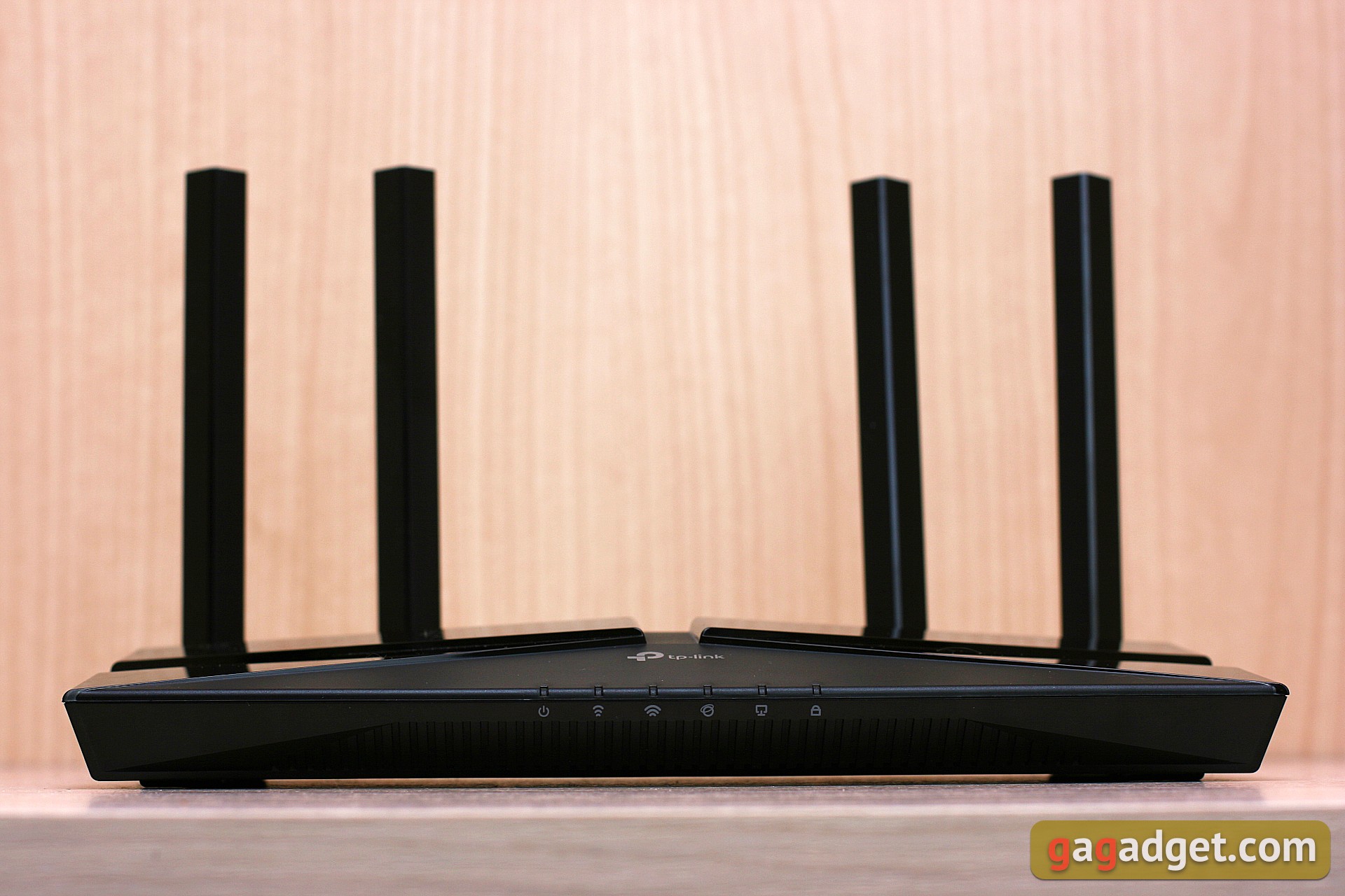 Обзор TP-Link Archer AX10: роутер с поддержкой Wi-Fi 6 дешевле 2000 гривен-12