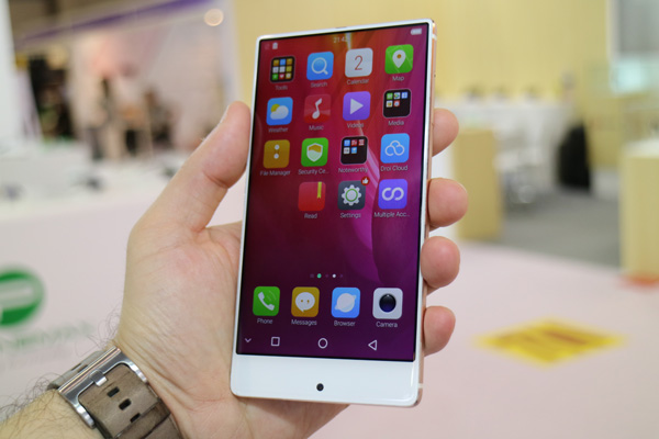 umidigi_crystal_hk-1.jpg