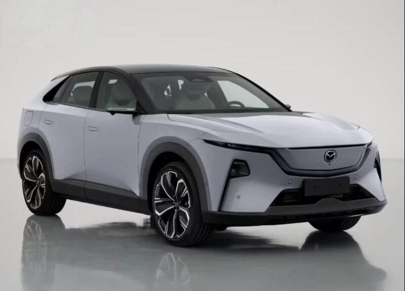 Інтер'єр задньої частини Mazda EZ-60