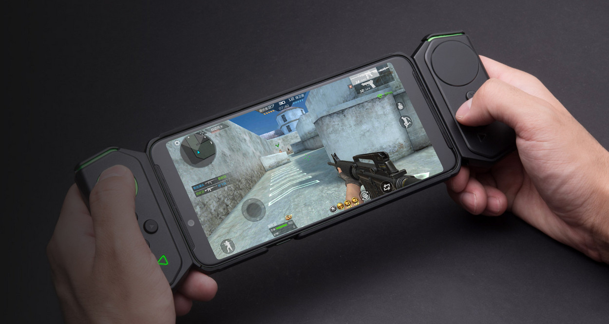 xiaomi-blach-shark-helo-controllers.jpg
