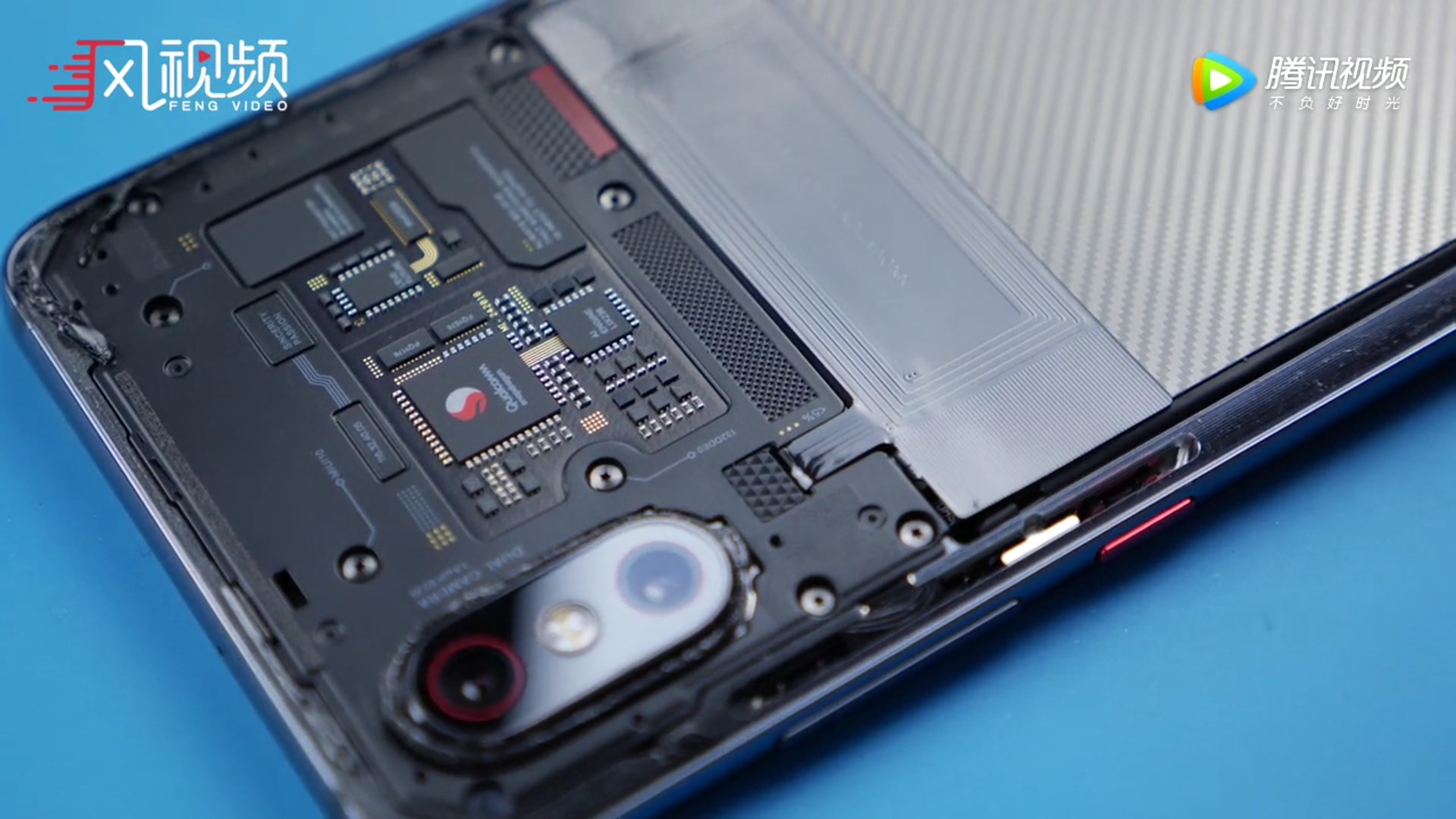 xiaomi-mi-8-explorer-edition-teardown-2.jpg