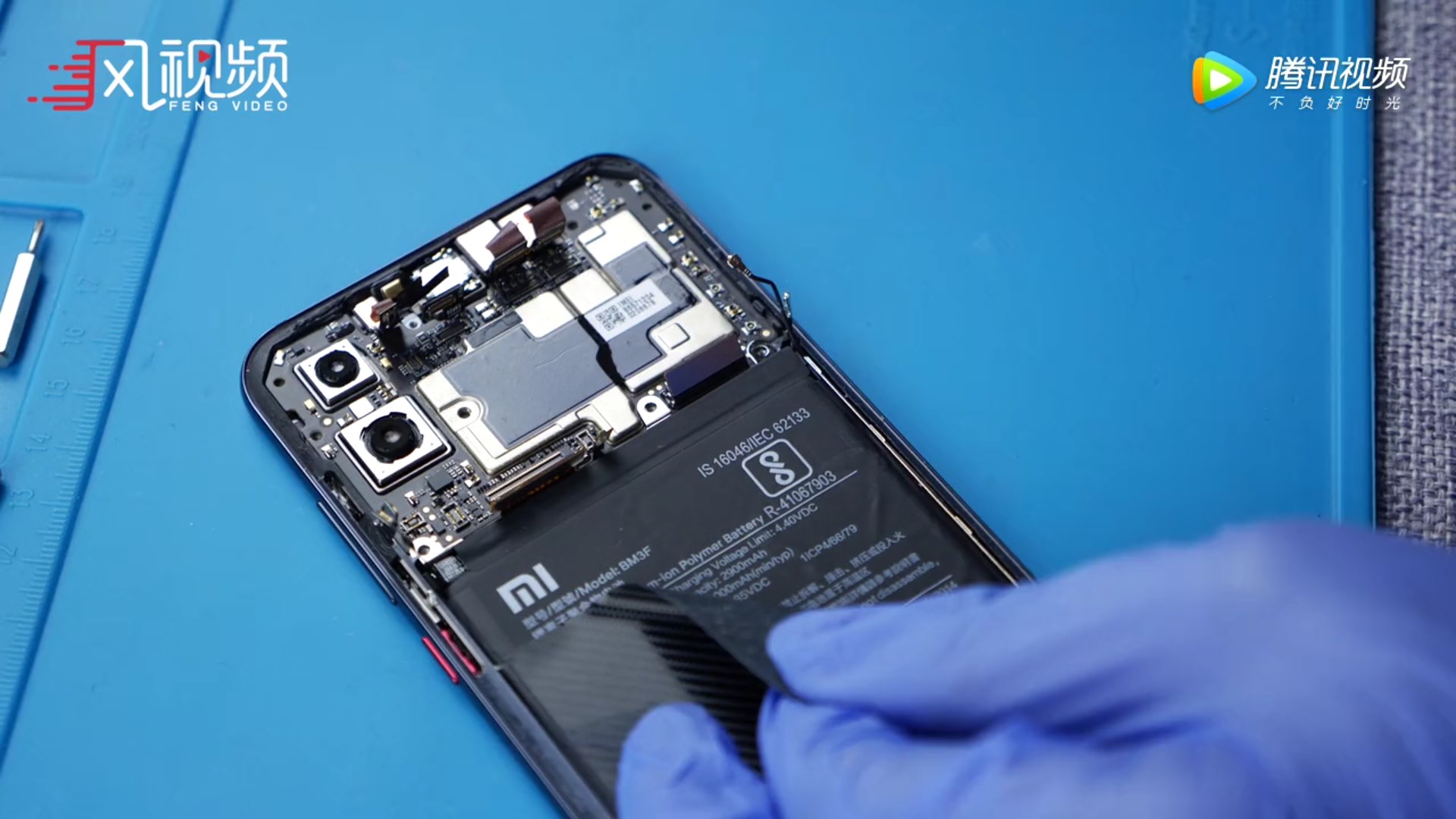 xiaomi-mi-8-explorer-edition-teardown-all-2.jpg