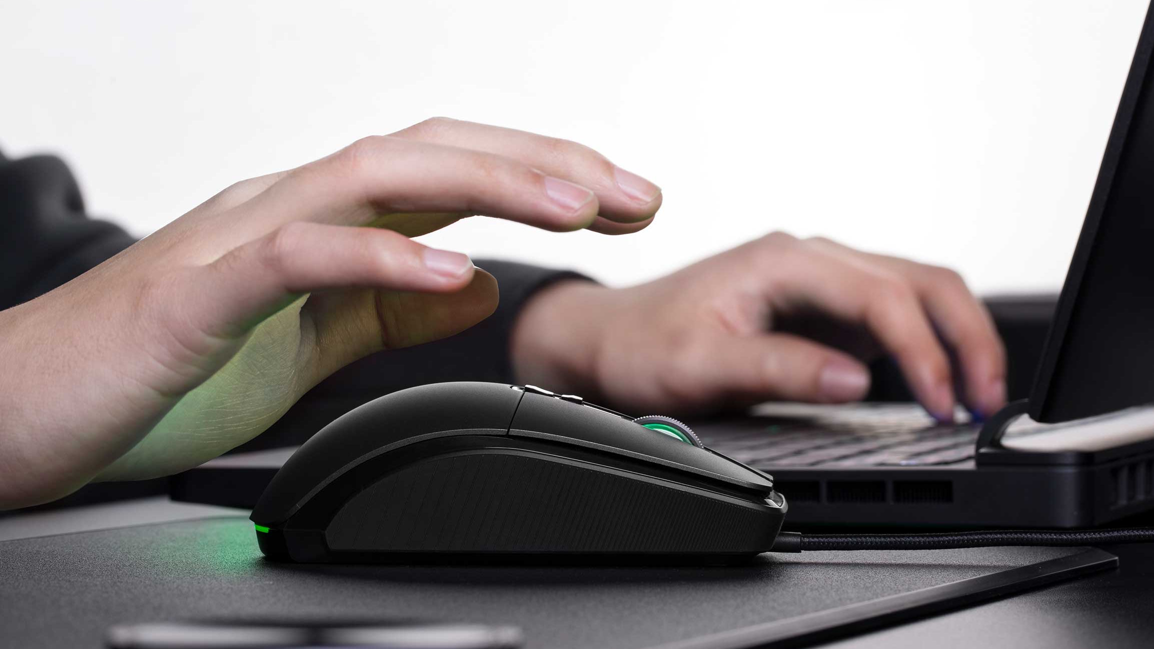 xiaomi-mi-gaming-mouse-1_cr.jpg