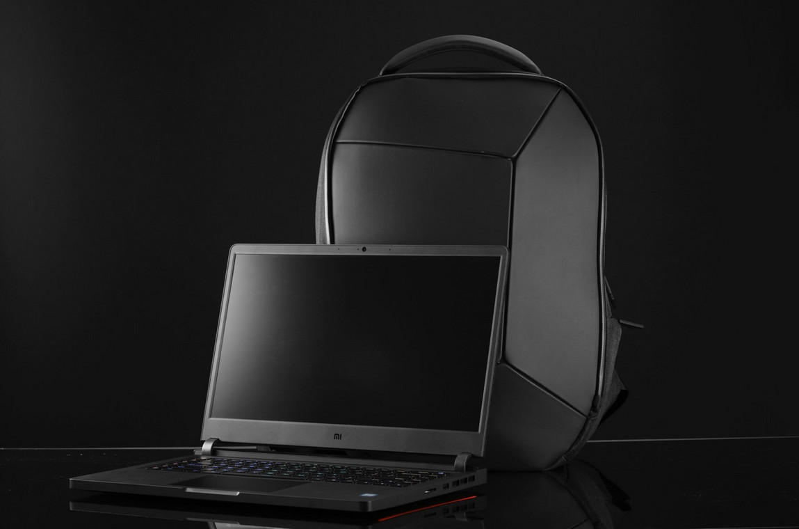 xiaomi-mi-geek-shoulder-bag-2.jpg