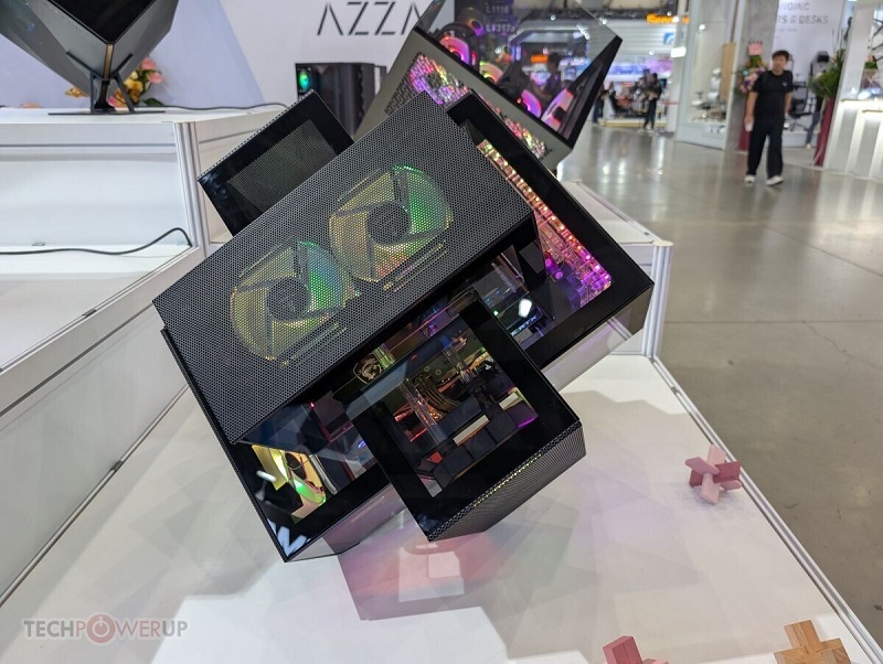 Le Cube Case d'Azza